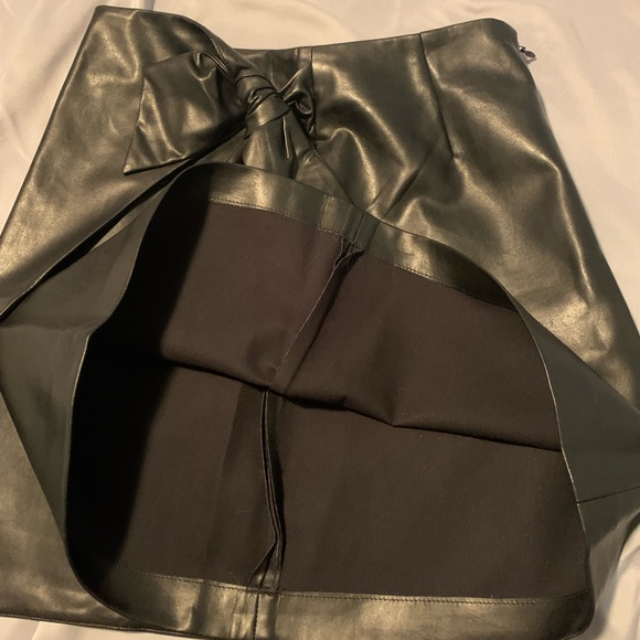 Wilfred Leather Bow Tie Wrap Skirt - Picture 4 of 5